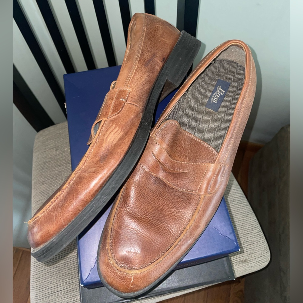 Brown leather men’s loafers